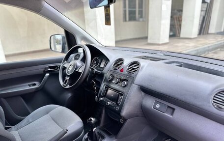 Volkswagen Caddy III рестайлинг, 2011 год, 15 фотография