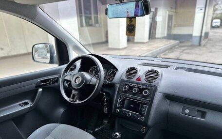 Volkswagen Caddy III рестайлинг, 2011 год, 16 фотография