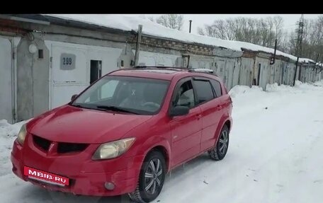 Pontiac Vibe II, 2002 год, 655 000 рублей, 2 фотография