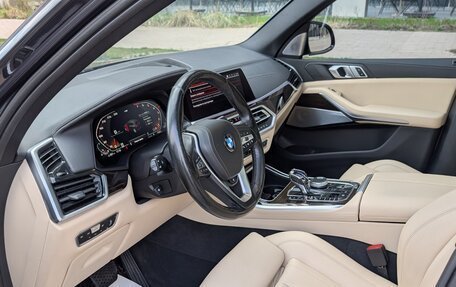 BMW X5, 2019 год, 5 750 000 рублей, 7 фотография