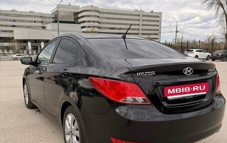 Hyundai Solaris II рестайлинг, 2015 год, 1 190 000 рублей, 4 фотография