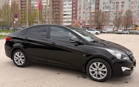 Hyundai Solaris II рестайлинг, 2015 год, 1 190 000 рублей, 7 фотография