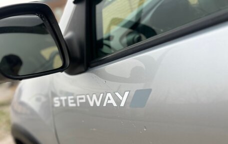 Renault Logan II, 2021 год, 850 000 рублей, 11 фотография