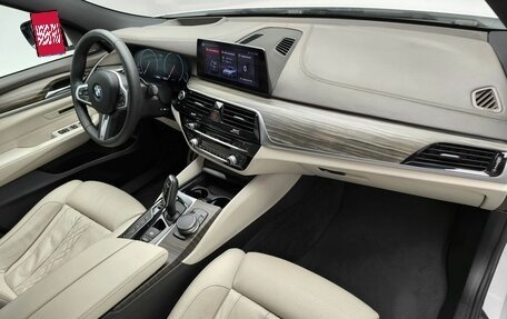 BMW 6 серия, 2018 год, 4 200 000 рублей, 24 фотография