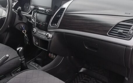 SsangYong Actyon II рестайлинг, 2014 год, 950 000 рублей, 24 фотография