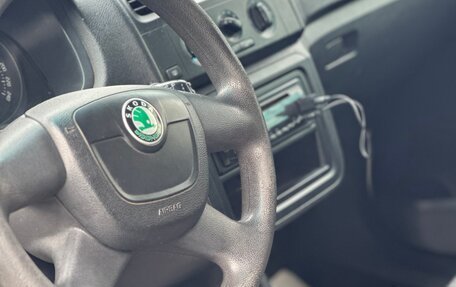 Skoda Fabia II, 2011 год, 420 000 рублей, 4 фотография