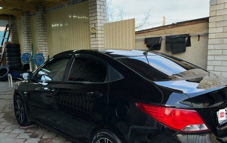 Hyundai Solaris II рестайлинг, 2014 год, 1 100 000 рублей, 4 фотография