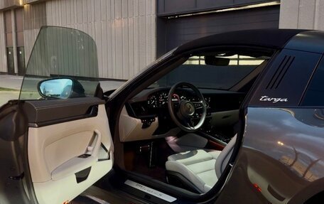 Porsche 911, 2023 год, 25 200 000 рублей, 7 фотография