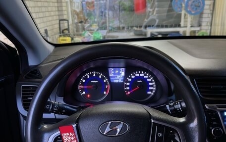 Hyundai Solaris II рестайлинг, 2014 год, 1 100 000 рублей, 8 фотография