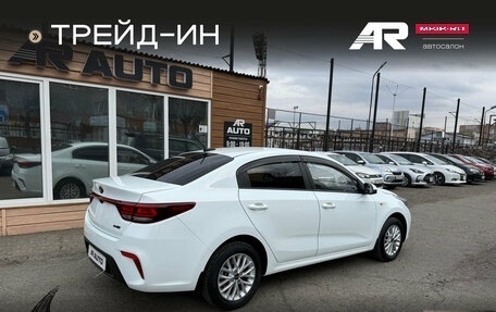 KIA Rio IV, 2018 год, 1 079 000 рублей, 3 фотография