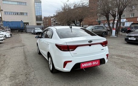 KIA Rio IV, 2018 год, 1 079 000 рублей, 8 фотография