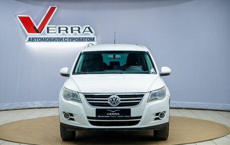 Volkswagen Tiguan I, 2011 год, 1 030 000 рублей, 2 фотография