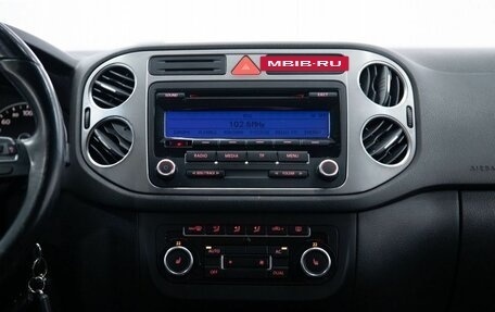 Volkswagen Tiguan I, 2011 год, 1 030 000 рублей, 14 фотография