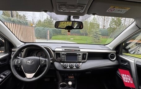 Toyota RAV4, 2013 год, 1 720 000 рублей, 10 фотография