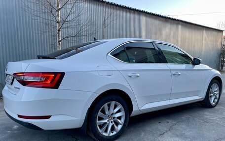 Skoda Superb III рестайлинг, 2016 год, 1 800 000 рублей, 6 фотография