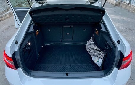 Skoda Superb III рестайлинг, 2016 год, 1 800 000 рублей, 11 фотография