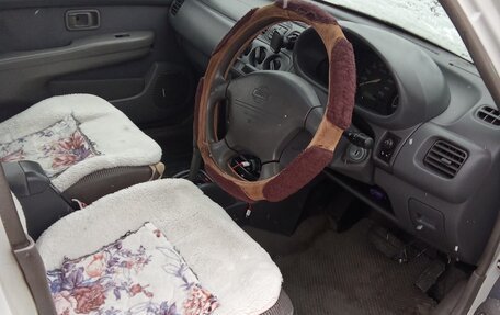 Nissan March II, 2000 год, 200 000 рублей, 2 фотография