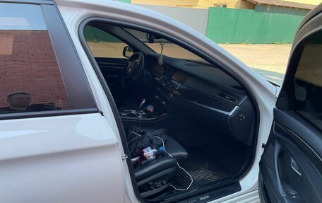 BMW 5 серия, 2011 год, 1 500 000 рублей, 8 фотография