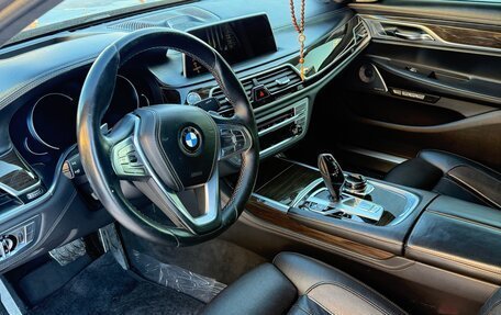 BMW 7 серия, 2016 год, 3 800 000 рублей, 14 фотография