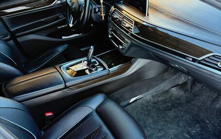 BMW 7 серия, 2016 год, 3 800 000 рублей, 17 фотография