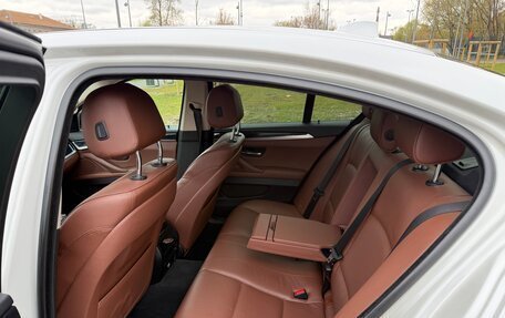 BMW 5 серия, 2016 год, 1 950 000 рублей, 10 фотография