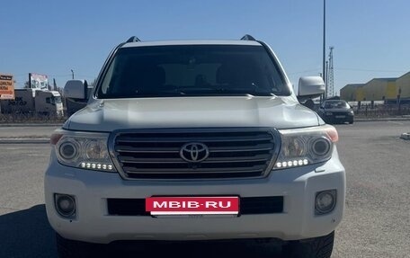 Toyota Land Cruiser 200, 2013 год, 4 000 000 рублей, 3 фотография