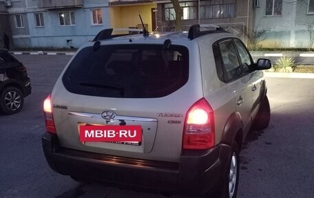 Hyundai Tucson III, 2004 год, 880 000 рублей, 7 фотография