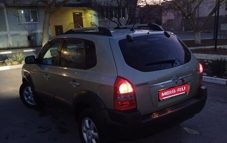 Hyundai Tucson III, 2004 год, 880 000 рублей, 8 фотография