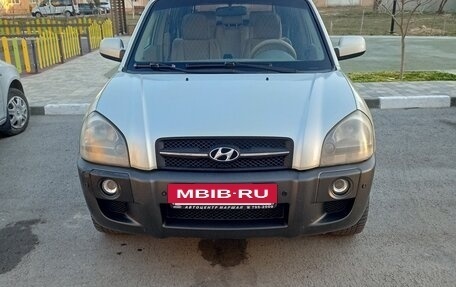 Hyundai Tucson III, 2004 год, 880 000 рублей, 25 фотография