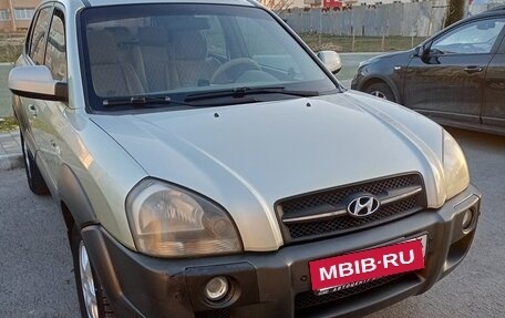 Hyundai Tucson III, 2004 год, 880 000 рублей, 36 фотография