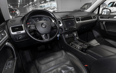 Volkswagen Touareg III, 2016 год, 3 250 000 рублей, 7 фотография