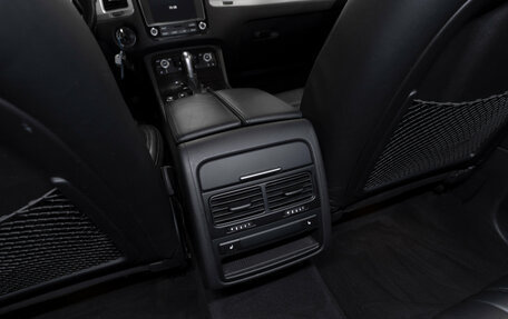 Volkswagen Touareg III, 2016 год, 3 250 000 рублей, 13 фотография