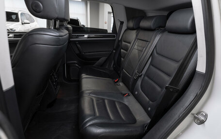 Volkswagen Touareg III, 2016 год, 3 250 000 рублей, 12 фотография