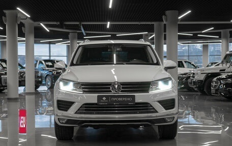 Volkswagen Touareg III, 2016 год, 3 250 000 рублей, 3 фотография