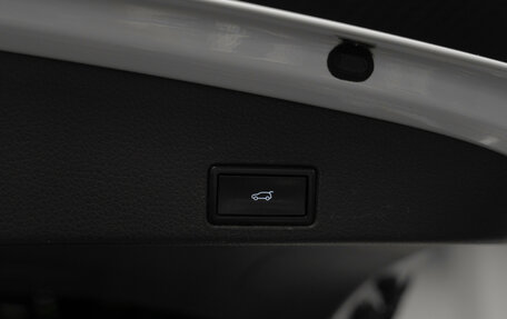 Volkswagen Touareg III, 2016 год, 3 250 000 рублей, 24 фотография