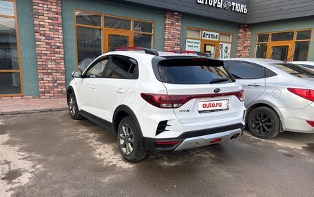 KIA Rio IV, 2021 год, 1 700 000 рублей, 2 фотография