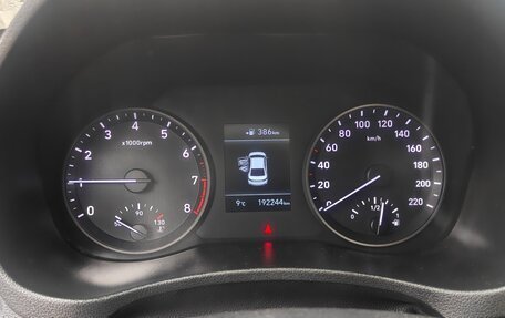 Hyundai Solaris II рестайлинг, 2018 год, 950 000 рублей, 14 фотография