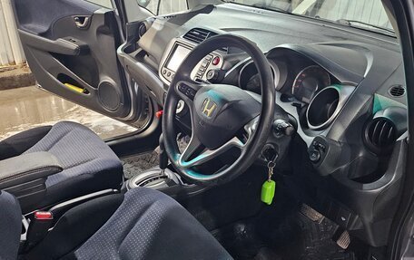 Honda Fit III, 2009 год, 680 000 рублей, 11 фотография