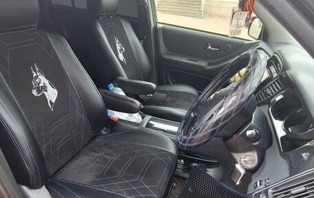 Toyota Kluger I, 2001 год, 1 350 000 рублей, 12 фотография