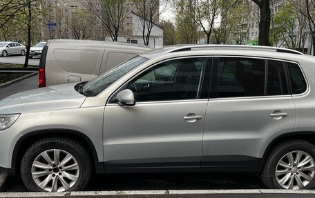 Volkswagen Tiguan I, 2010 год, 1 100 000 рублей, 2 фотография
