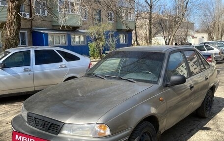 Daewoo Nexia I рестайлинг, 2004 год, 95 000 рублей, 2 фотография