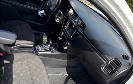 KIA Rio IV, 2018 год, 1 350 000 рублей, 8 фотография