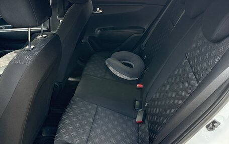 KIA Rio IV, 2018 год, 1 350 000 рублей, 6 фотография