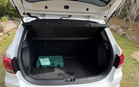 KIA Rio IV, 2018 год, 1 350 000 рублей, 7 фотография