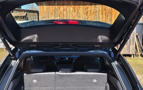 Lexus UX I, 2019 год, 3 000 000 рублей, 10 фотография