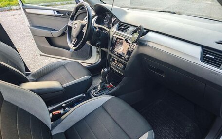 Skoda Rapid I, 2019 год, 1 300 000 рублей, 7 фотография