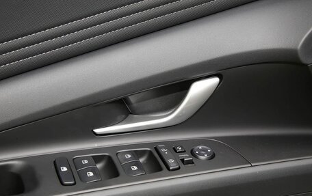 Hyundai Elantra, 2026 год, 1 930 000 рублей, 19 фотография