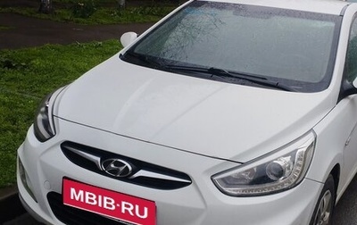 Hyundai Solaris II рестайлинг, 2013 год, 1 050 000 рублей, 1 фотография