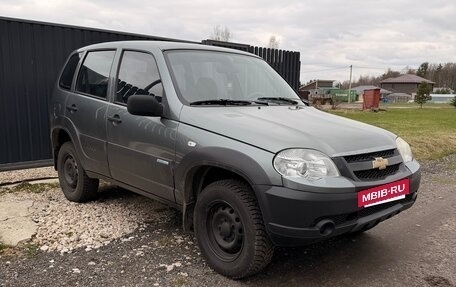 Chevrolet Niva I рестайлинг, 2011 год, 360 000 рублей, 2 фотография