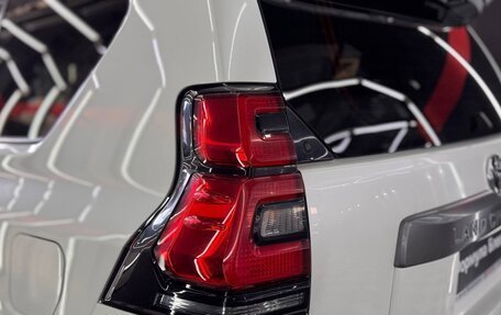 Toyota Land Cruiser Prado 150 рестайлинг 2, 2018 год, 4 160 000 рублей, 8 фотография